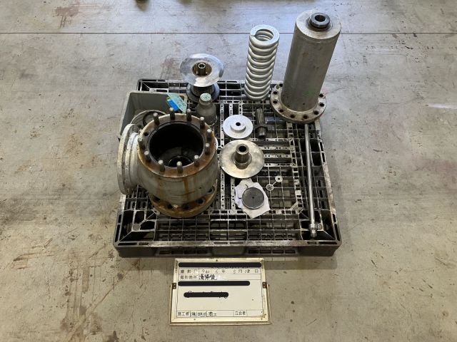 安全弁　分解後